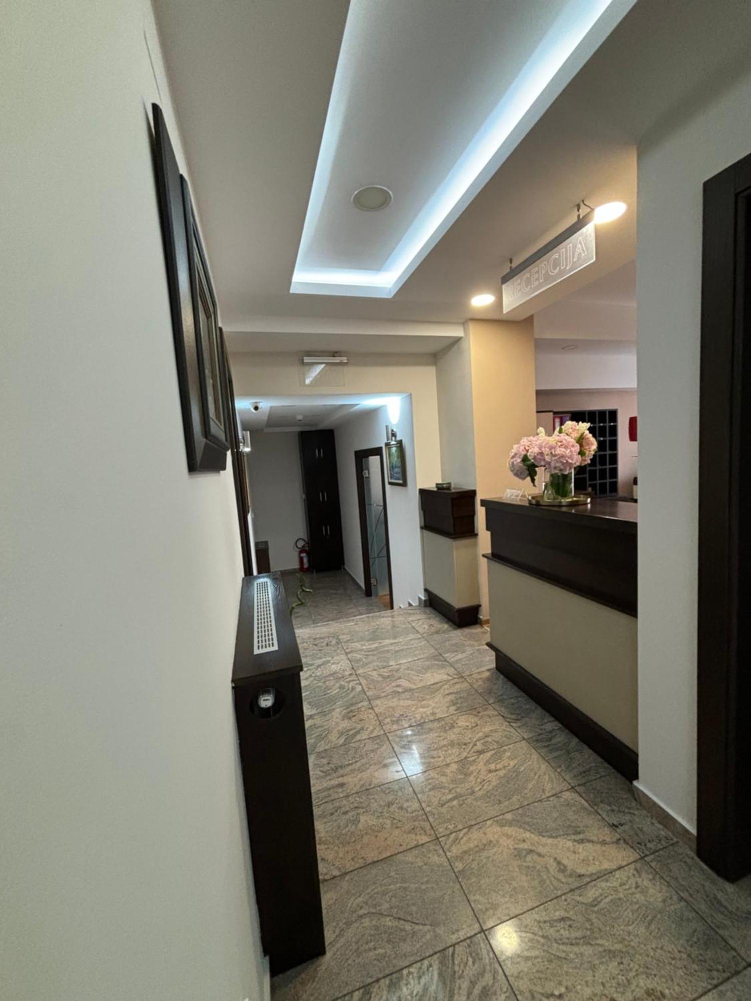 Atrium Bed & Breakfast Sremska Mitrovica Exterior photo